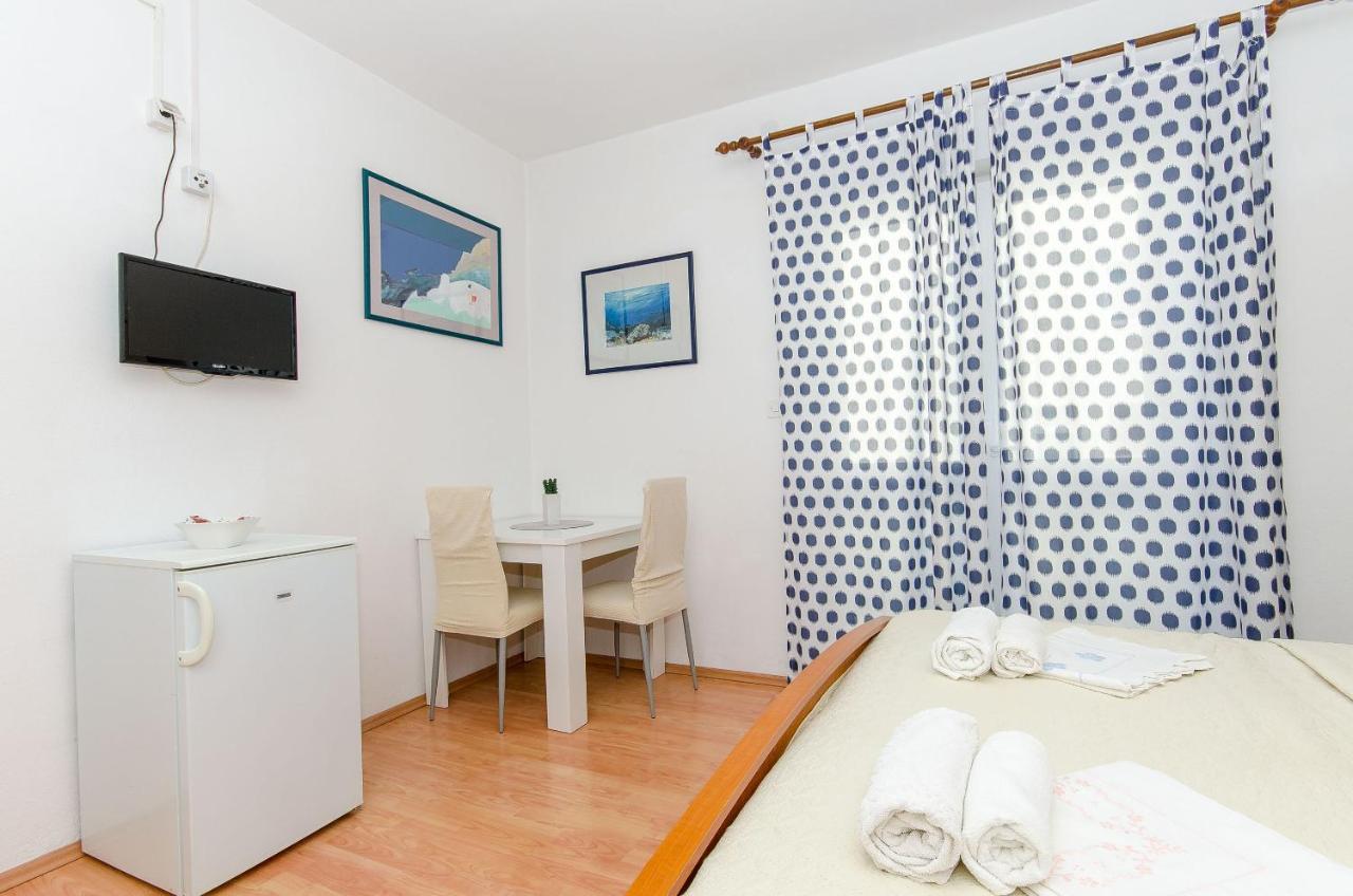 Apartments Katica Makarska Exterior foto